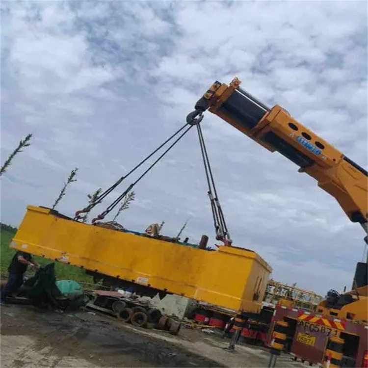 玉林吊车吊集装箱需要多少钱